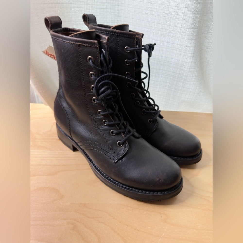 Frye Veronica flex Black Combat boots size 7.5